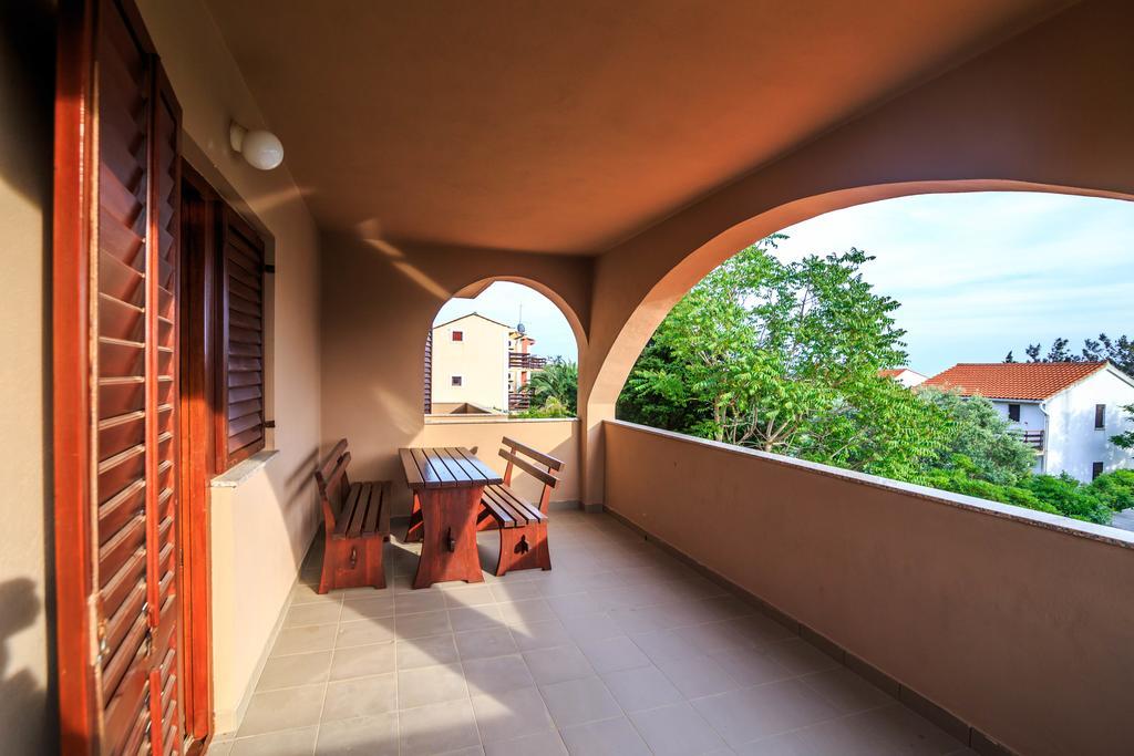 Apartments Dario Novalja Extérieur photo